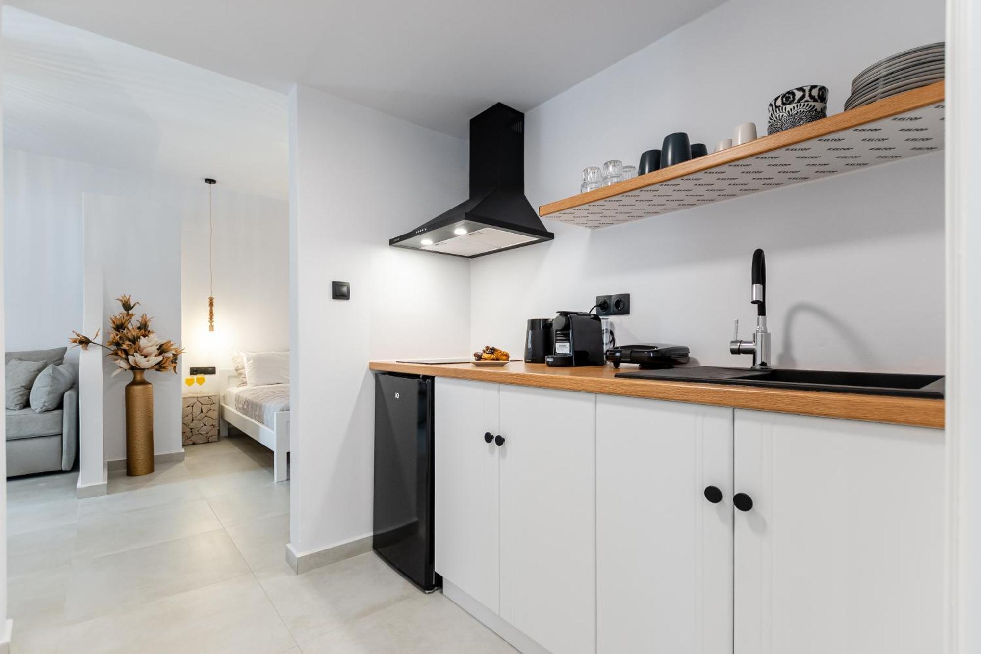 Golden Bay Apartahotel 2*